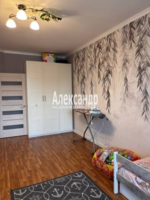 Продам двухкомнатную (2-комн.) квартиру, Школьный пер, 5к2, Старая д