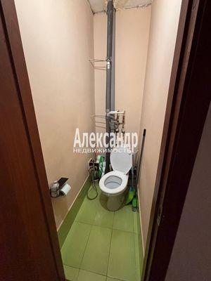 Продам двухкомнатную (2-комн.) квартиру, Школьный пер, 5к2, Старая д
