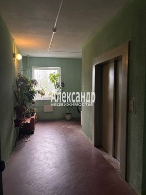 Продам двухкомнатную (2-комн.) квартиру, Школьный пер, 5к2, Старая д