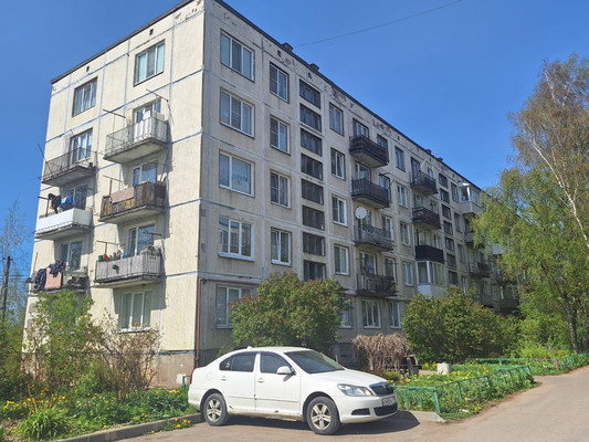 Продам трехкомнатную (3-комн.) квартиру, Ленинградская ул, 2, Терволово п