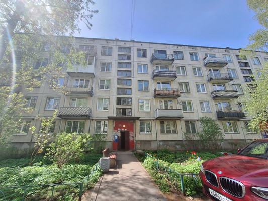 Продам трехкомнатную (3-комн.) квартиру, Ленинградская ул, 2, Терволово п