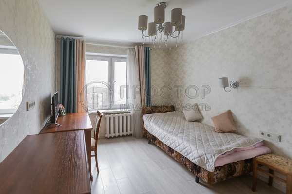 Продам трехкомнатную (3-комн.) квартиру, Льва Толстого ул, 2, Люберцы г