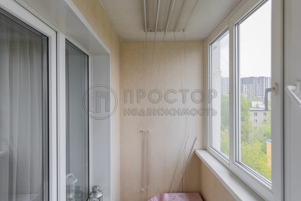 Продам трехкомнатную (3-комн.) квартиру, Льва Толстого ул, 2, Люберцы г