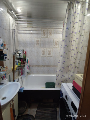 Продам однокомнатную (1-комн.) квартиру, Розы Люксембург ул, 88, Иркутск г