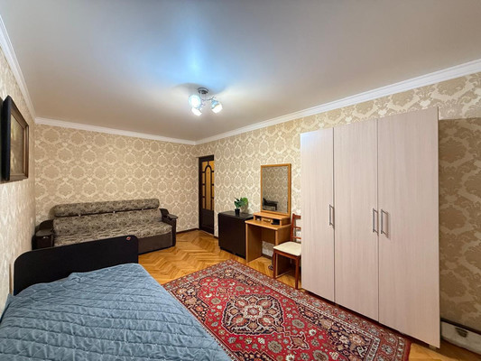 Продам однокомнатную (1-комн.) квартиру, Нахушева ул, 93, Нальчик г