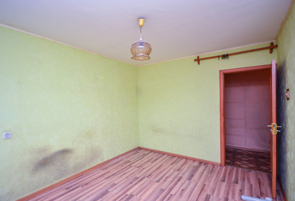 Продам трехкомнатную (3-комн.) квартиру, Кустодиева ул, 20к1, Санкт-Петербург г