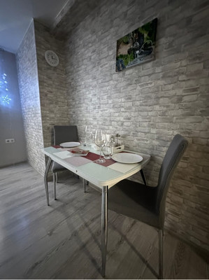 Продам двухкомнатную (2-комн.) квартиру, Кореновская ул, 2к1, Краснодар г