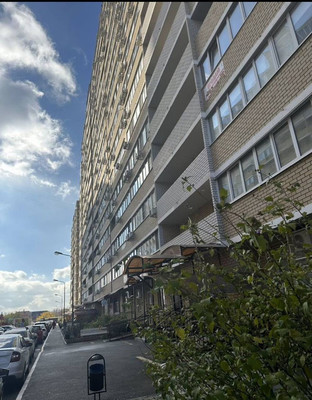Продам двухкомнатную (2-комн.) квартиру, Кореновская ул, 2к1, Краснодар г