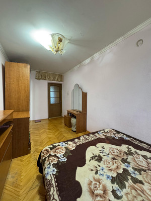 Продам двухкомнатную (2-комн.) квартиру, Ватутина ул, 25, Нальчик г