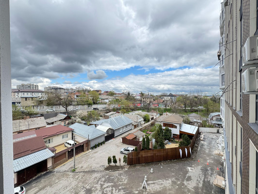 Продам двухкомнатную (2-комн.) квартиру, Кешокова ул, 1, Нальчик г