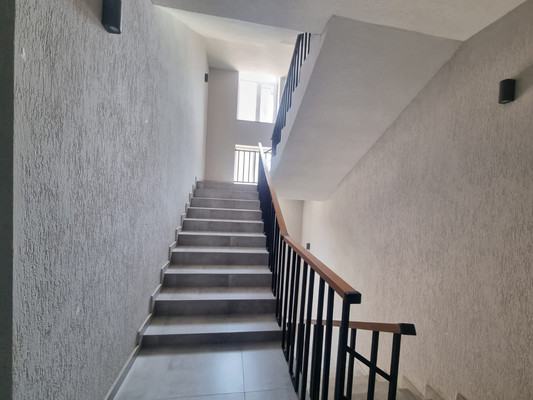 Продам однокомнатную (1-комн.) квартиру, Тарчокова ул, 125кв, Нальчик г