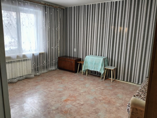 Продам однокомнатную (1-комн.) квартиру, Октябрьский пр-кт, 9, Нижний Тагил г