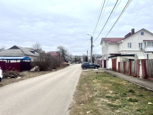 Продам таунхаус, Тракторная ул, 1/42, Калуга г, 0 км от города