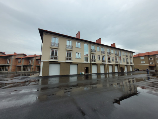 Продам однокомнатную (1-комн.) квартиру, Олимпийский б-р, 1, Баксан г