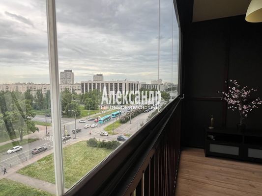 Продам однокомнатную (1-комн.) квартиру, 5-й Предпортовый проезд, 2, Санкт-Петербург г