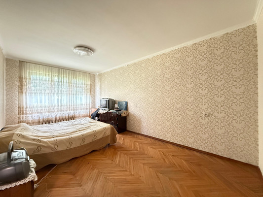 Продам трехкомнатную (3-комн.) квартиру, Мусукаева ул, 23, Нальчик г