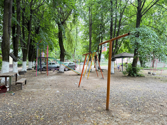 Продам трехкомнатную (3-комн.) квартиру, Мусукаева ул, 23, Нальчик г