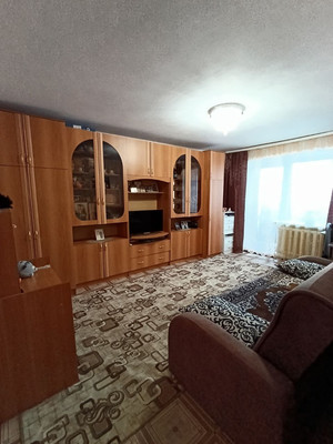 Продам двухкомнатную (2-комн.) квартиру, Свердлова ул, 10, Ишим г