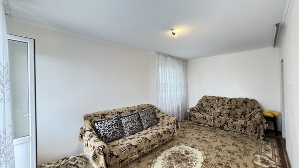 Продам трехкомнатную (3-комн.) квартиру, Коллонтай ул, 8, Нальчик г