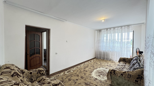 Продам трехкомнатную (3-комн.) квартиру, Коллонтай ул, 8, Нальчик г