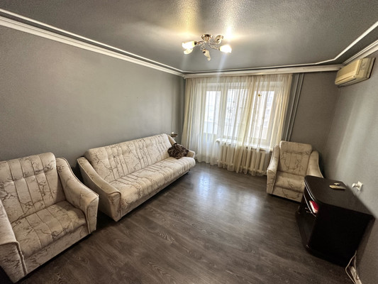 Продам двухкомнатную (2-комн.) квартиру, Жмайлова ул, 29, Ростов-на-Дону г