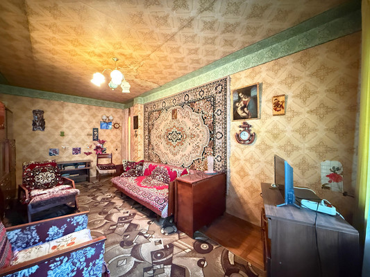 Продам трехкомнатную (3-комн.) квартиру, Ашурова ул, 38, Нальчик г