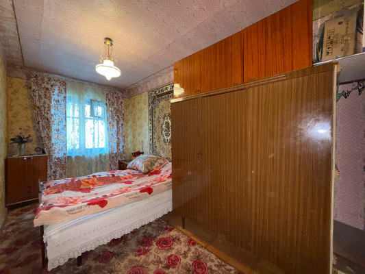 Продам трехкомнатную (3-комн.) квартиру, Ашурова ул, 38, Нальчик г