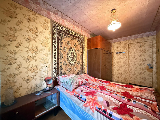 Продам трехкомнатную (3-комн.) квартиру, Ашурова ул, 38, Нальчик г
