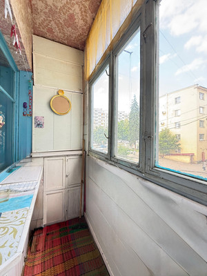 Продам трехкомнатную (3-комн.) квартиру, Ашурова ул, 38, Нальчик г