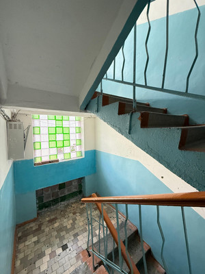 Продам трехкомнатную (3-комн.) квартиру, Ашурова ул, 38, Нальчик г