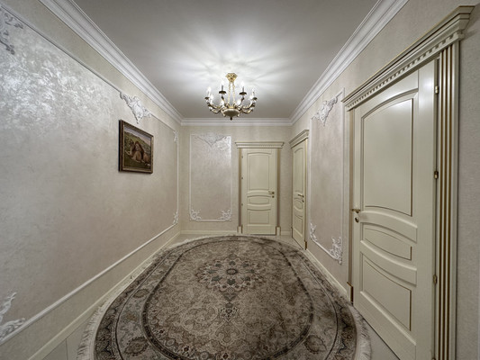 Продам двухкомнатную (2-комн.) квартиру, Ногмова ул, 7, Нальчик г
