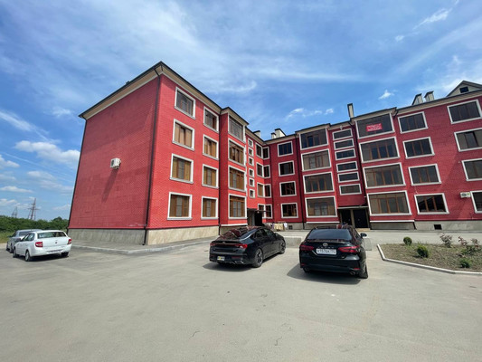 Продам двухкомнатную (2-комн.) квартиру, Шогенова ул, 77, Нальчик г