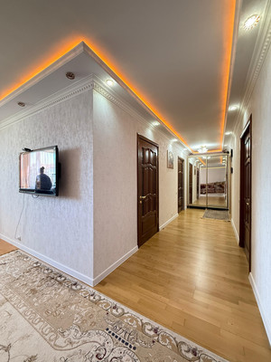 Продам трехкомнатную (3-комн.) квартиру, Кулиева пр-кт, 2кА, Нальчик г