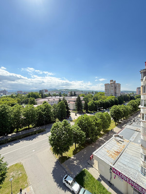Продам трехкомнатную (3-комн.) квартиру, Кулиева пр-кт, 2кА, Нальчик г
