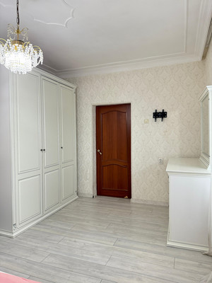 Продам трехкомнатную (3-комн.) квартиру, Кулиева пр-кт, 3, Нальчик г
