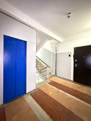 Продам трехкомнатную (3-комн.) квартиру, Кулиева пр-кт, 3, Нальчик г