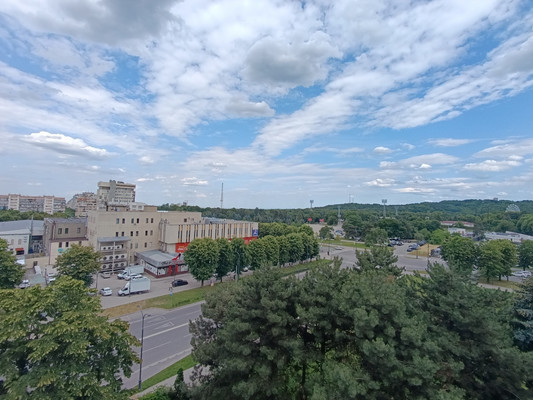 Продам трехкомнатную (3-комн.) квартиру, Кулиева пр-кт, 3, Нальчик г