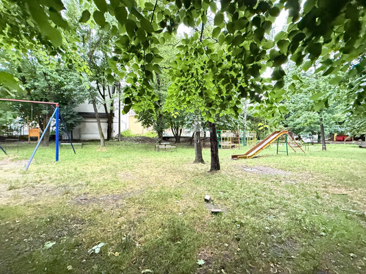 Продам трехкомнатную (3-комн.) квартиру, Кулиева пр-кт, 3, Нальчик г