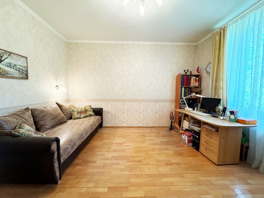 Продам двухкомнатную (2-комн.) квартиру, Костромской пр-кт, 20, Санкт-Петербург г