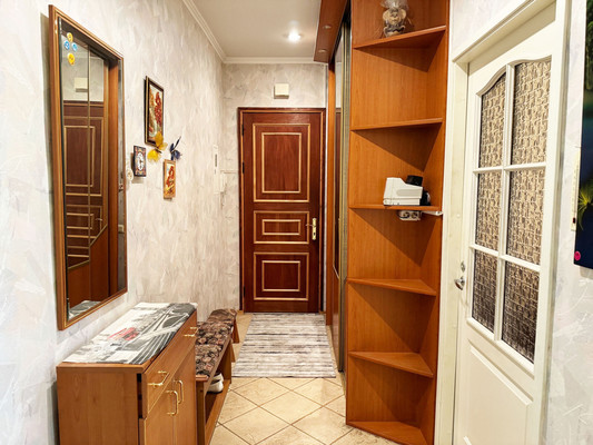 Продам двухкомнатную (2-комн.) квартиру, Костромской пр-кт, 20, Санкт-Петербург г
