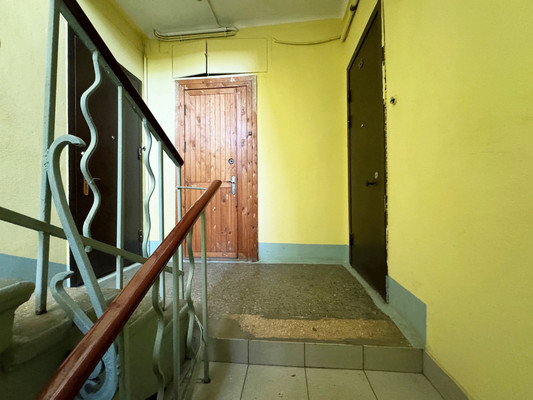 Продам двухкомнатную (2-комн.) квартиру, Костромской пр-кт, 20, Санкт-Петербург г