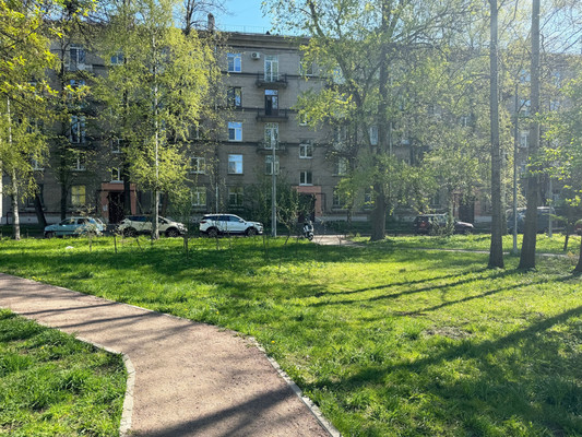 Продам двухкомнатную (2-комн.) квартиру, Костромской пр-кт, 20, Санкт-Петербург г