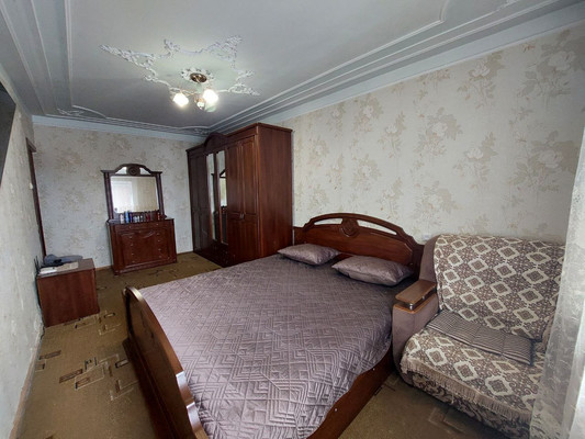Продам трехкомнатную (3-комн.) квартиру, Тырныаузский проезд, 3, Нальчик г