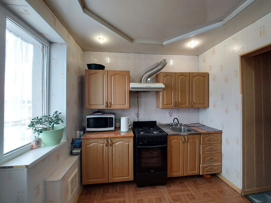 Продам трехкомнатную (3-комн.) квартиру, Тырныаузский проезд, 3, Нальчик г