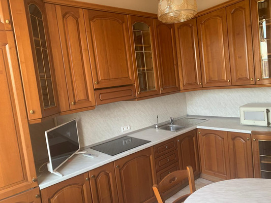 Продам трехкомнатную (3-комн.) квартиру, Зоологический пер, 8, Москва г