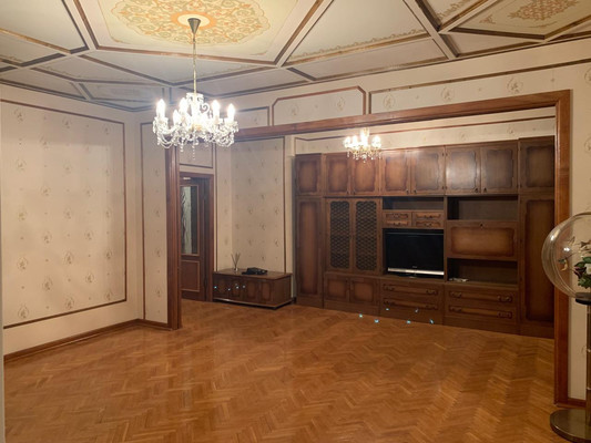 Продам трехкомнатную (3-комн.) квартиру, Зоологический пер, 8, Москва г