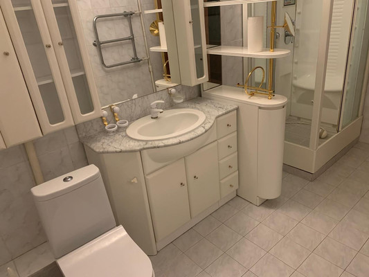 Продам трехкомнатную (3-комн.) квартиру, Зоологический пер, 8, Москва г