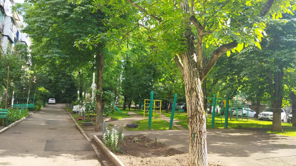 Продам двухкомнатную (2-комн.) квартиру, Трудовой Славы ул, 50, Краснодар г