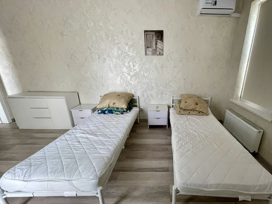 Сдам двухкомнатную (2-комн.) квартиру, Воронежская ул, 47/10, Краснодар г