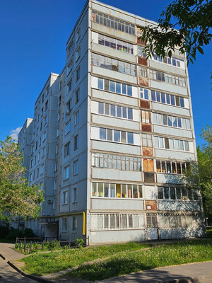Продам трехкомнатную (3-комн.) квартиру, Побежимова ул, 46, Казань г